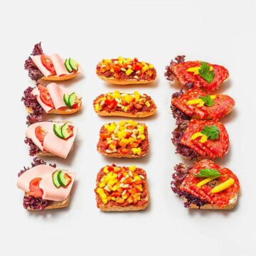 Platte "H" mit gemischt belegten halben Brötchen (12 Stück)